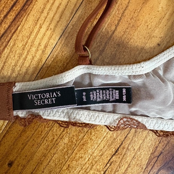 Victoria's Secret Push Up Bra Lace Trim Brown Tan Size 36B - Picture 4 of 4